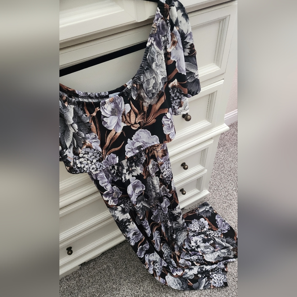 Maternity floral dress M
